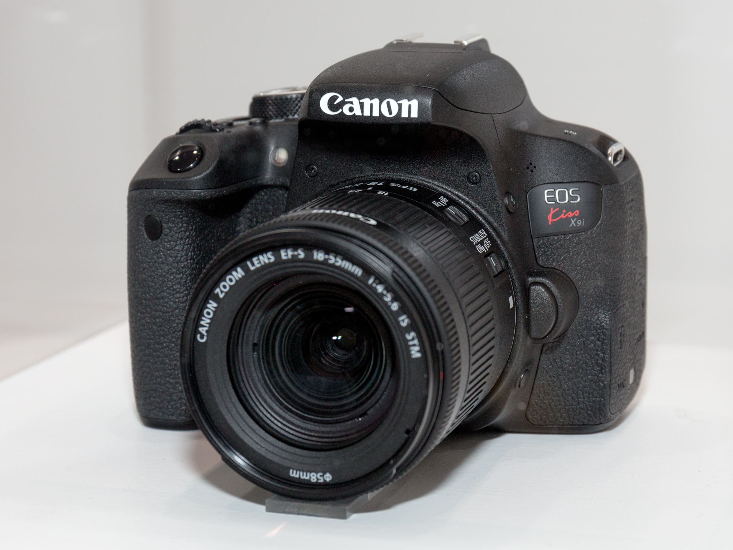 Canon EOS Rebel T7i